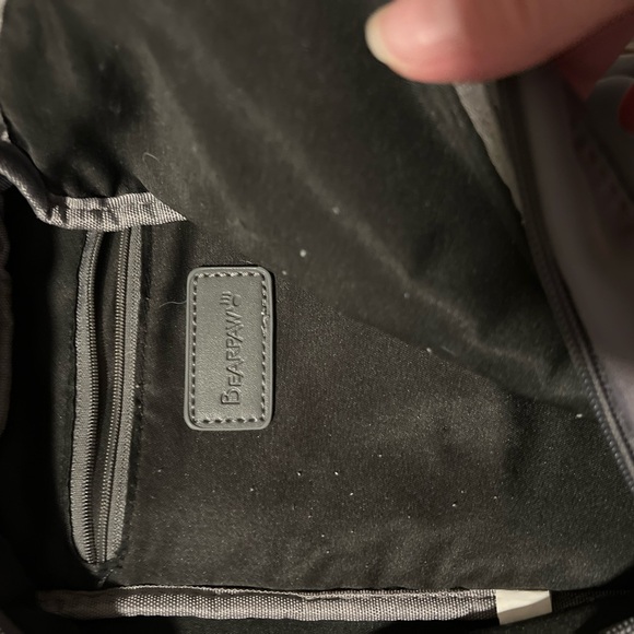 BearPaw Charcoal Crossbody Bag - Picture 4 of 4